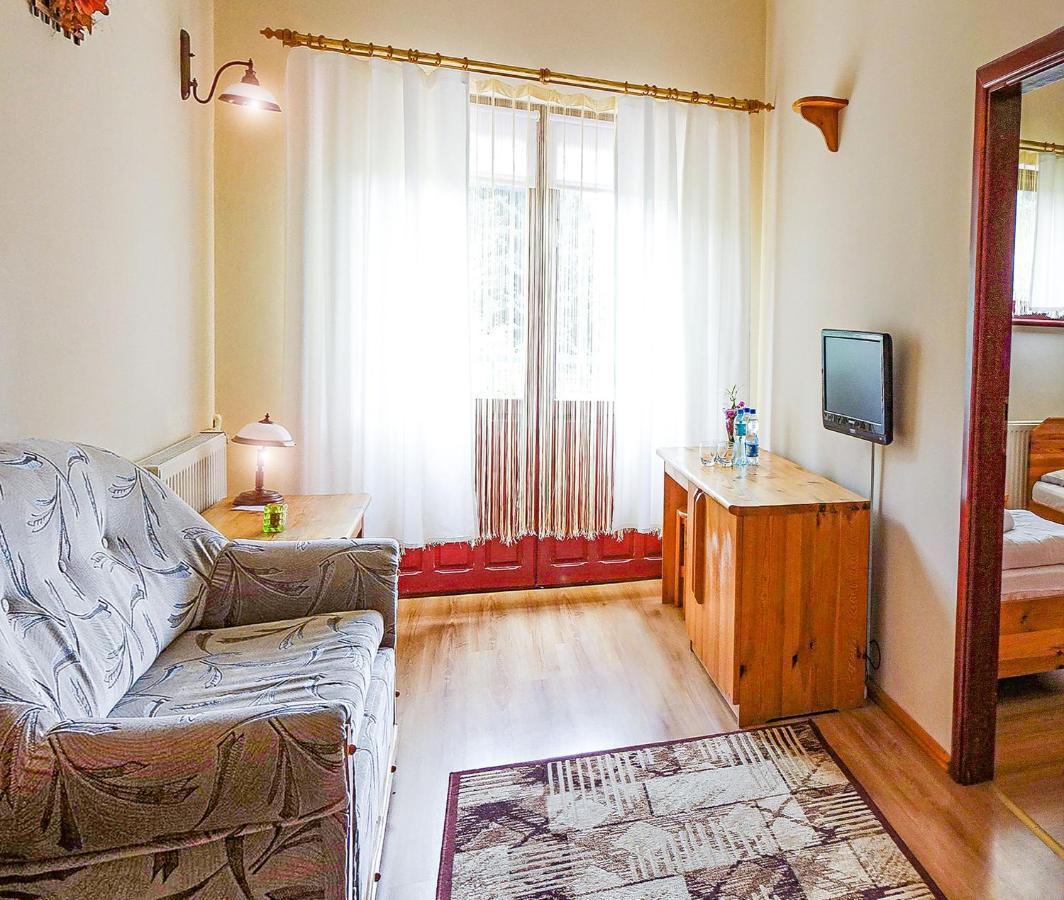 Zadrna Rezydencja Aparthotel Chełmsko Śląskie Kültér fotó