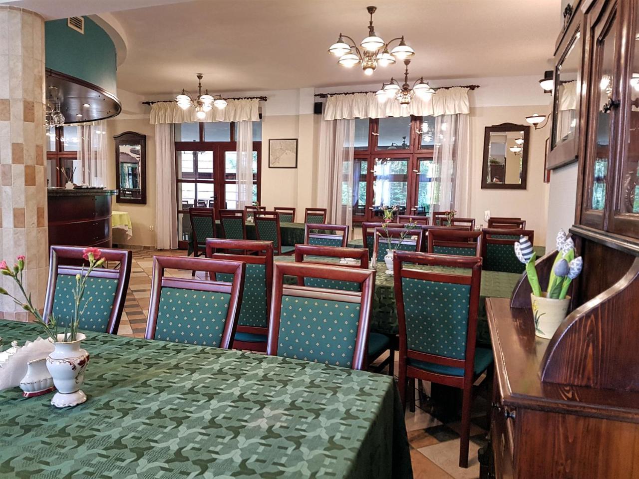 Zadrna Rezydencja Aparthotel Chełmsko Śląskie Kültér fotó