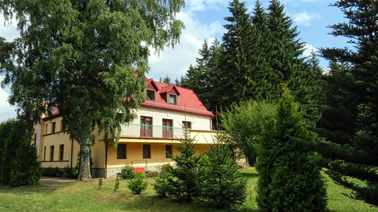 Zadrna Rezydencja Aparthotel Chełmsko Śląskie Kültér fotó