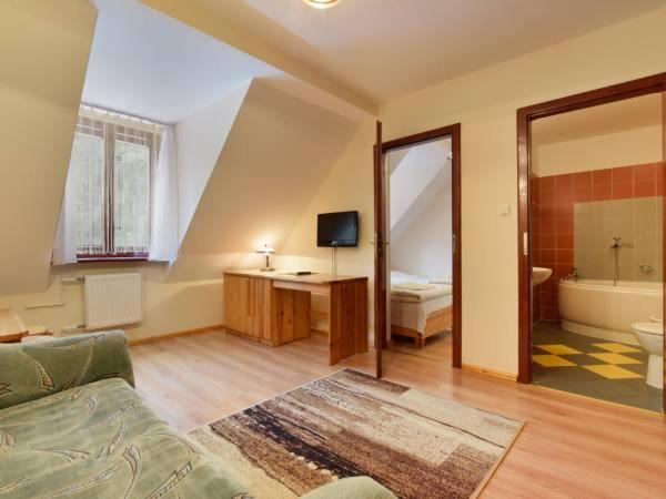 Zadrna Rezydencja Aparthotel Chełmsko Śląskie Kültér fotó