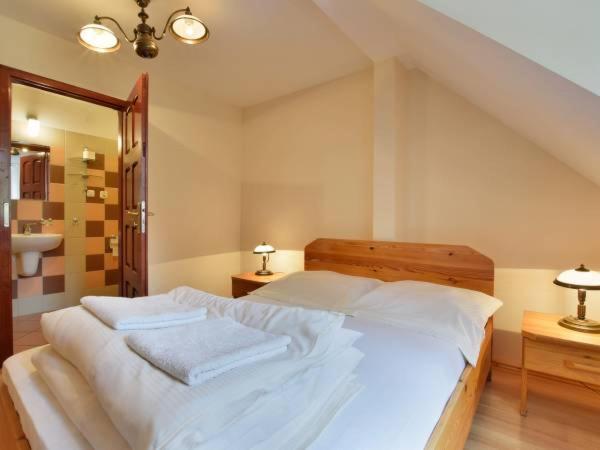 Zadrna Rezydencja Aparthotel Chełmsko Śląskie Kültér fotó